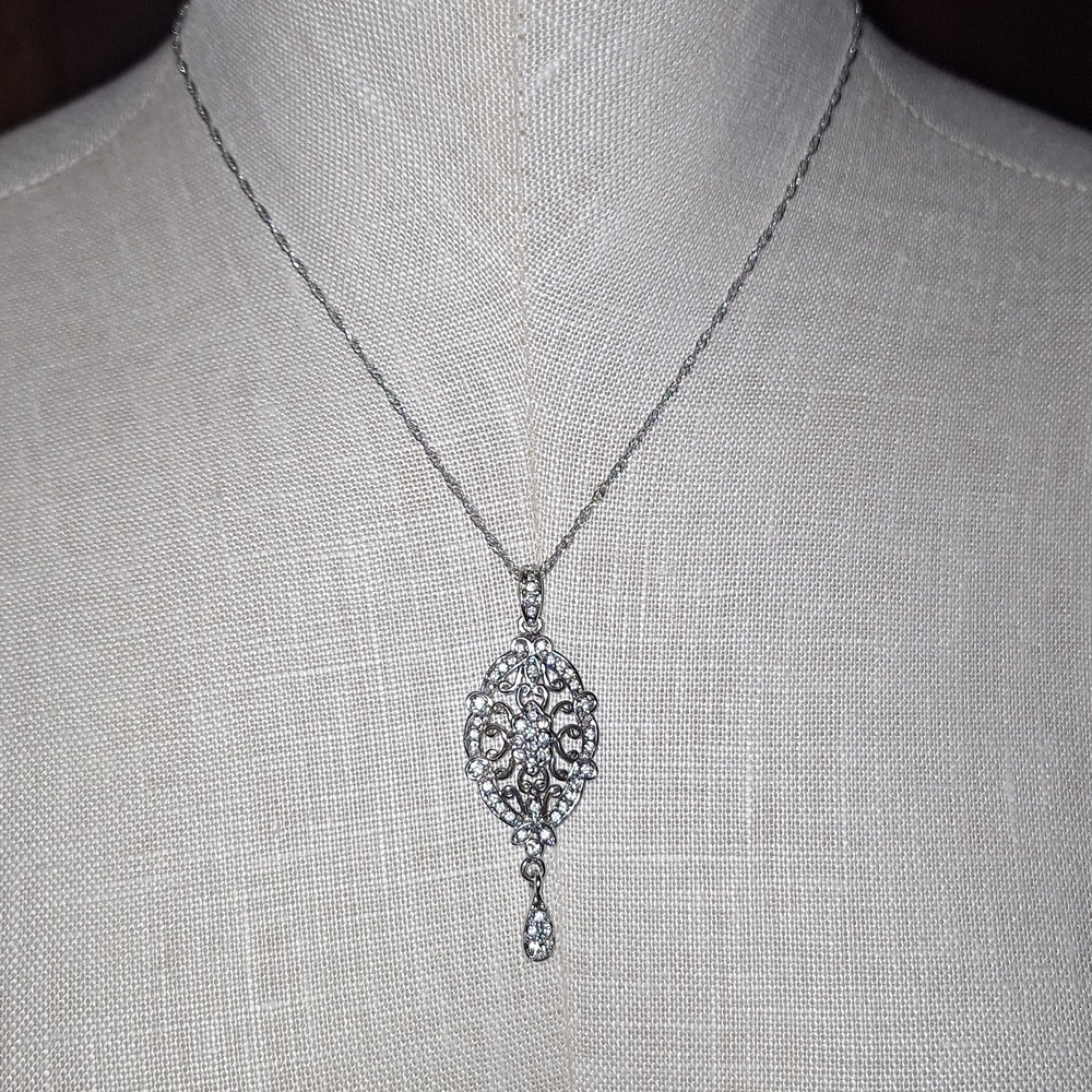 Cookie Lee Elegant Baroque Wire Wrapping Design Tear Drop  Necklace